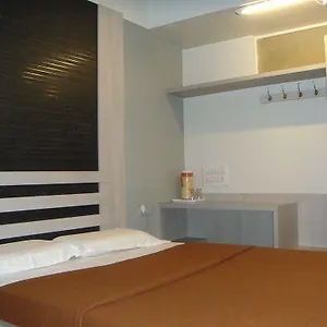 https://mannars-residency.mysorehotels.org